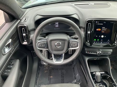 Used 2021 Volvo XC40 P8 Recharge AWD/4WD image 43
