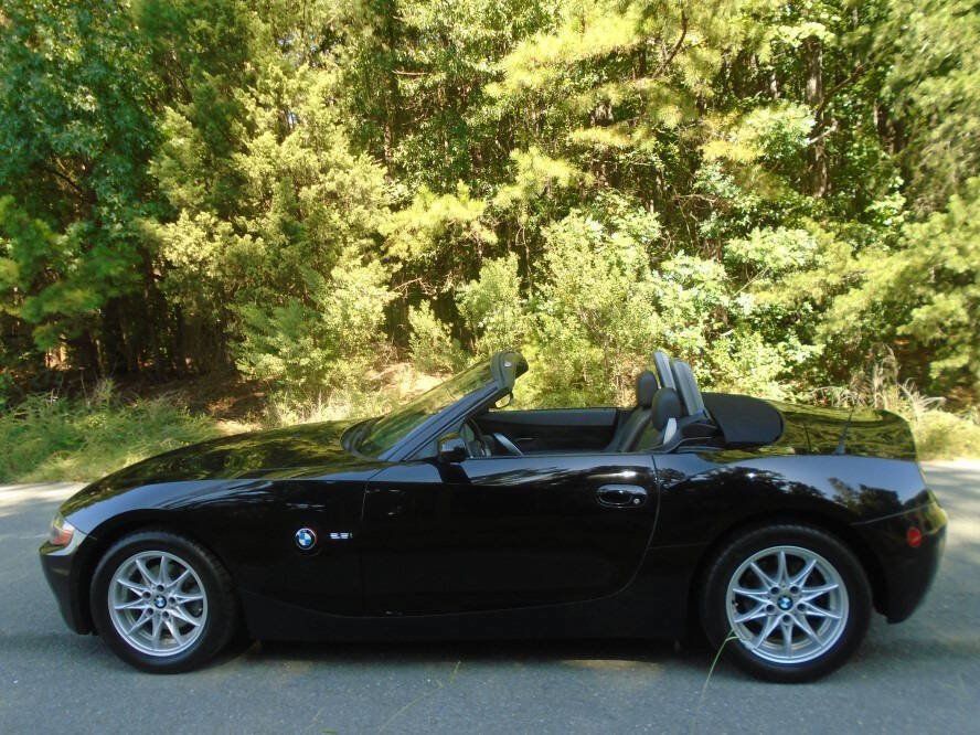 Used 2003 BMW Z4 2.5i RWD image 8