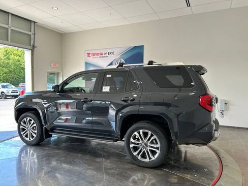 Used 2026 Toyota 4Runner Limited AWD/4WD image 4