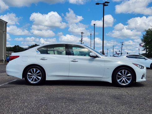 Used 2015 INFINITI Q50 Premium w/ Navigation Package AWD/4WD image 3