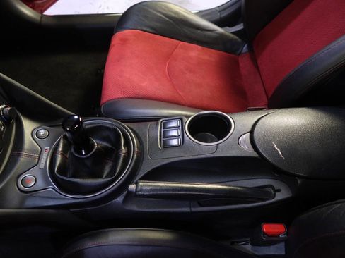 Used 2016 Nissan 370Z NISMO image 25