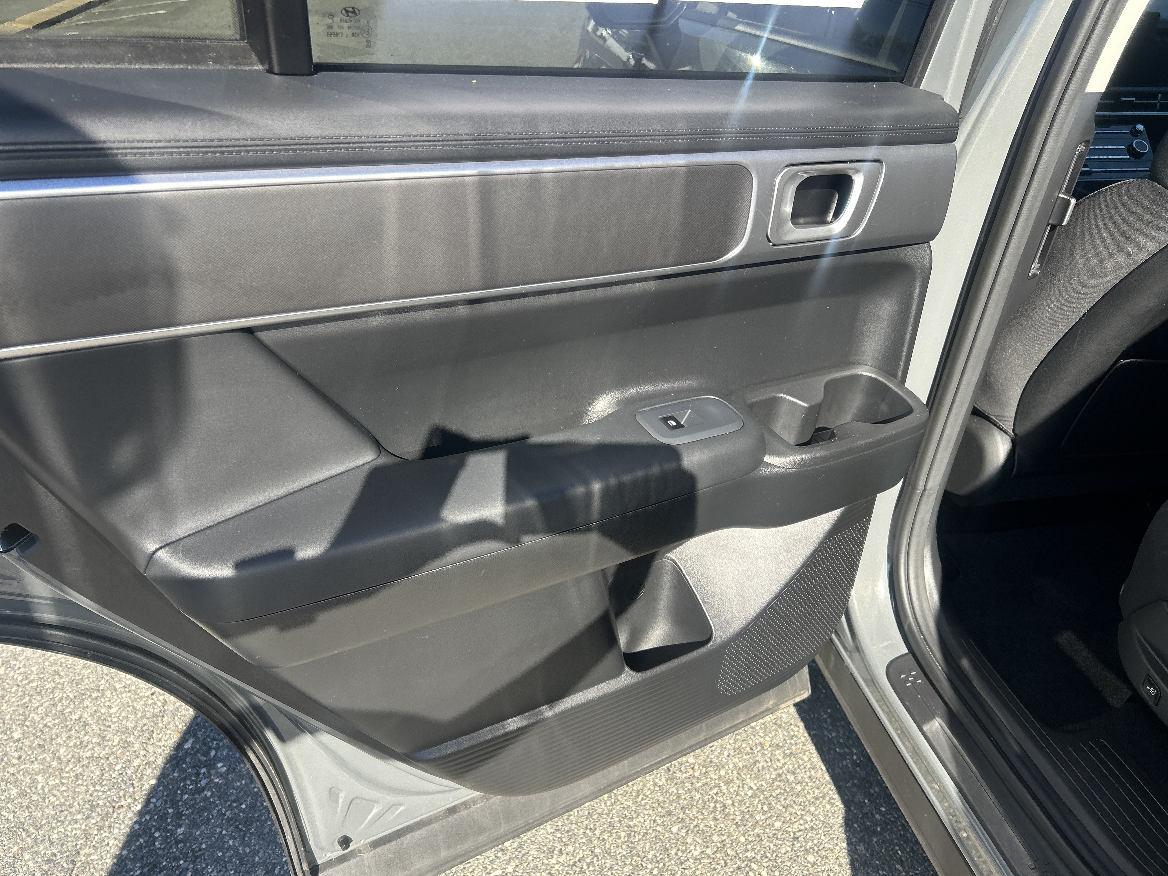 Used 2026 Hyundai Santa Fe SE FWD image 14