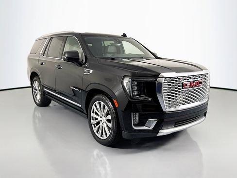 Used 2021 GMC Yukon Denali w/ Denali Ultimate Package image 3