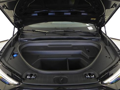 Used 2025 Audi Q6 e-tron Premium w/ 20" Wheel Package image 6