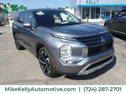 Used 2023 Mitsubishi Outlander SE