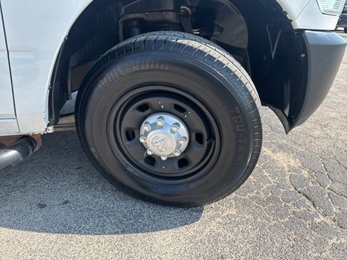 Used 2018 RAM 2500 Tradesman w/ Power & Remote Entry Group image 14