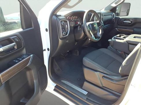 Used 2020 Chevrolet Silverado 2500 LT w/ Z71 Off-Road Package image 10