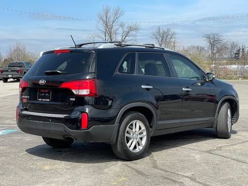 Used 2014 Kia Sorento LX image 5