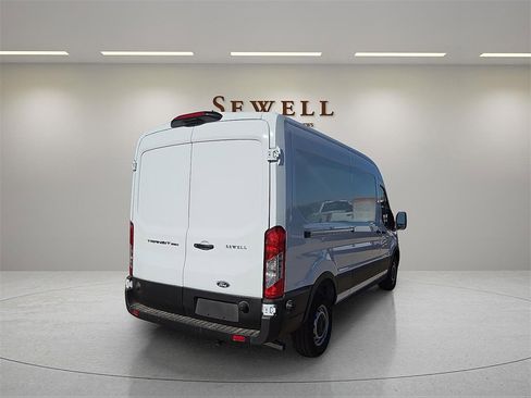 New 2026 Ford Transit 250 148 Medium Roof w/ Load Area Protection Package image 4