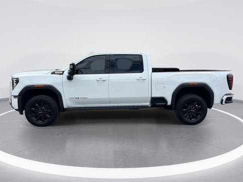 Used 2024 GMC Sierra 2500 AT4 w/ AT4 Premium Plus Package AWD/4WD image 5