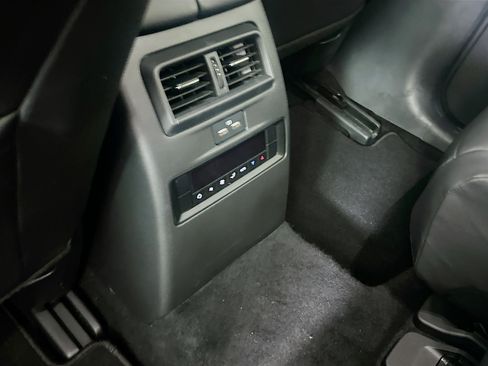 Used 2025 MAZDA CX-90 3.3 Turbo w/ Select Package image 27