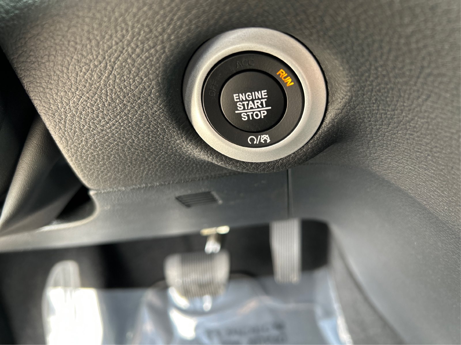 New 2026 Chrysler Pacifica Select FWD image 27