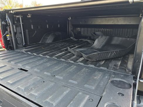 Used 2020 GMC Sierra 2500 SLT w/ SLT Premium Plus Package image 29