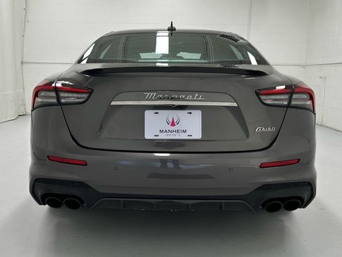 Used 2022 Maserati Ghibli Trofeo image 7