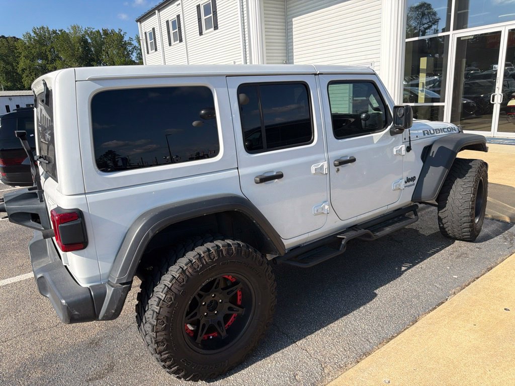 Used 2022 Jeep Wrangler Unlimited Rubicon 4xe w/ Dual Top Group AWD/4WD image 5
