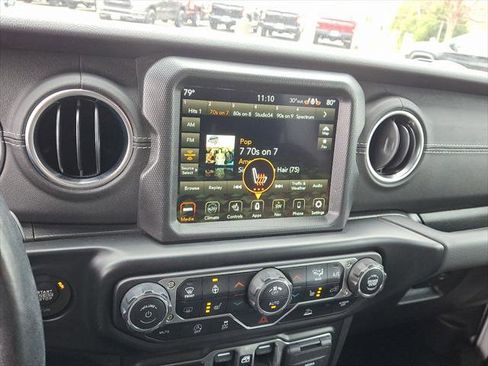 Certified 2022 Jeep Wrangler Unlimited Sahara w/ LED Lighting Group image 28