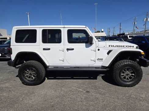 Used 2021 Jeep Wrangler Unlimited Rubicon w/ Trailer Tow Package image 4