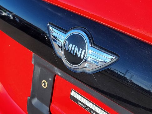 Used 2016 MINI Cooper 4-Door Hardtop image 21
