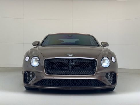 Certified 2024 Bentley Continental GT image 12