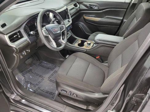 Used 2023 GMC Acadia SLE w/ Driver Convenience Package image 10