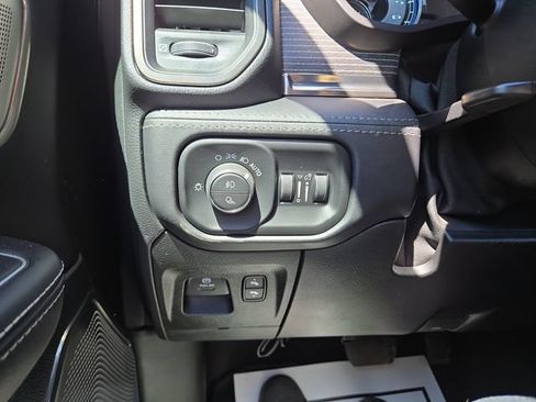 Used 2021 RAM 1500 Limited AWD/4WD image 24