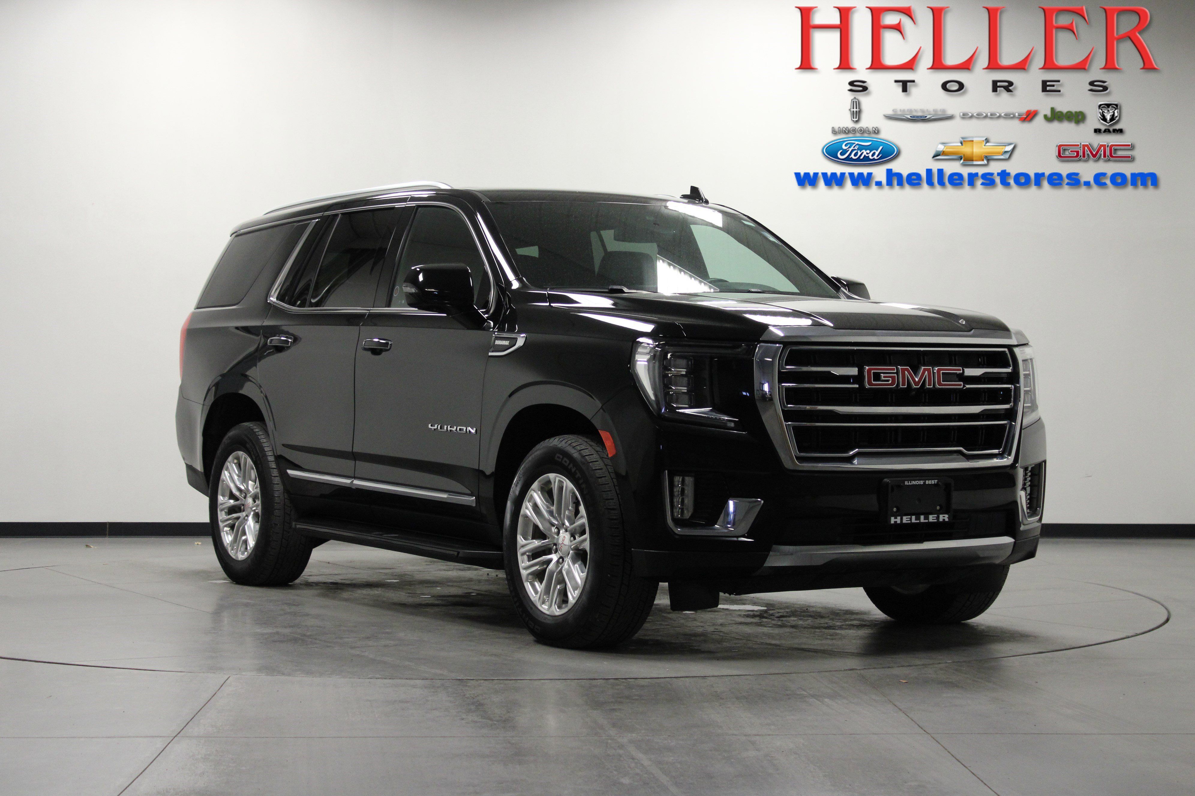 Used 2024 GMC Yukon SLT w/ SLT Luxury Package AWD/4WD image 1