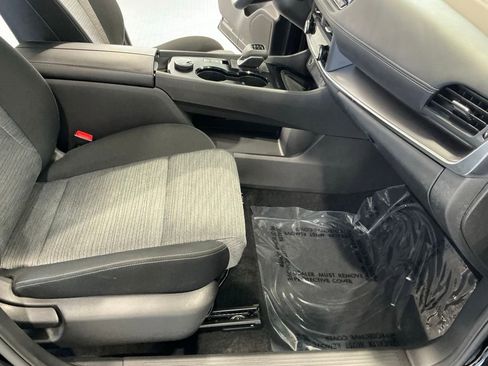 Used 2023 Nissan Rogue SV image 15