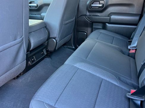 Used 2022 Chevrolet Silverado 1500 Custom image 12