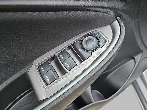 Used 2023 Chevrolet Malibu RS FWD image 30