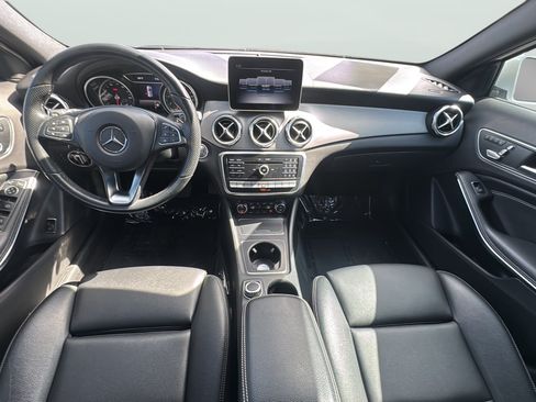 Used 2020 Mercedes-Benz GLA 250 4MATIC image 31