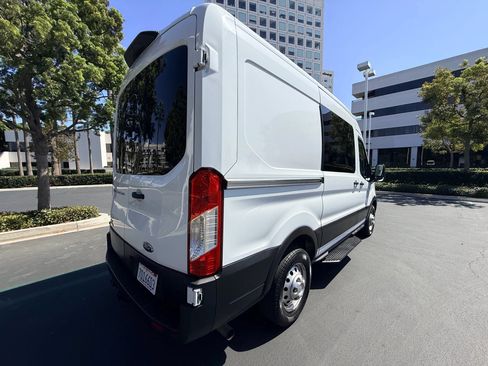Used 2021 Ford Transit 250 AWD Medium Roof image 8