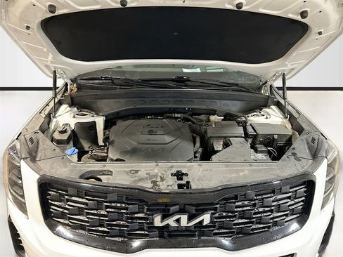 Used 2022 Kia Telluride SX w/ SX Prestige Package image 33