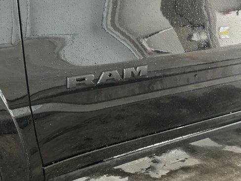 Used 2024 RAM 1500 Limited AWD/4WD image 19