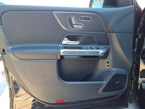 New 2026 Mercedes-Benz GLB 250 image 12