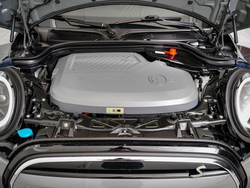 Used 2023 MINI Cooper SE image 42