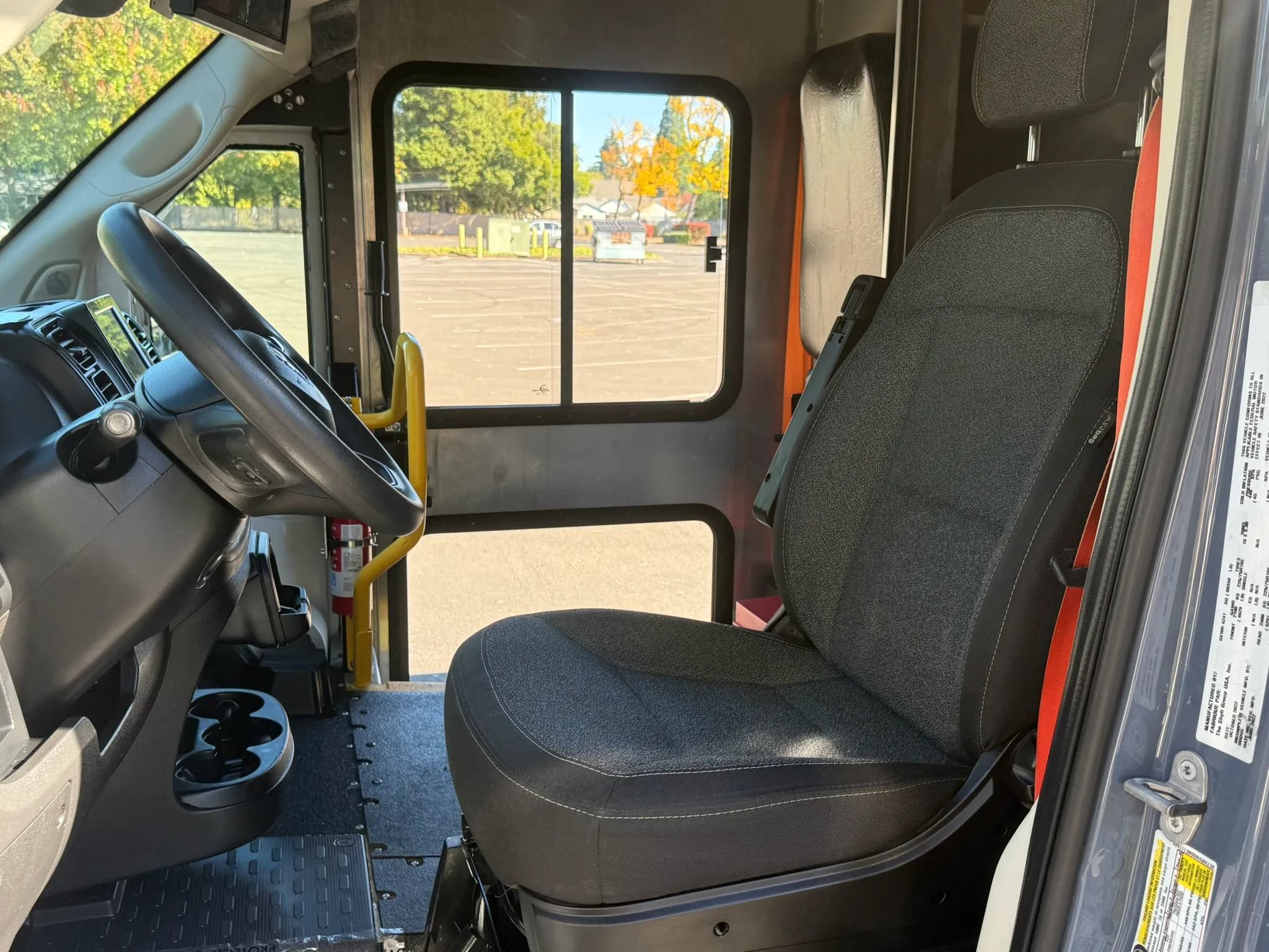 Used 2022 RAM ProMaster 3500 w/ Fleet Safety Group FWD image 15