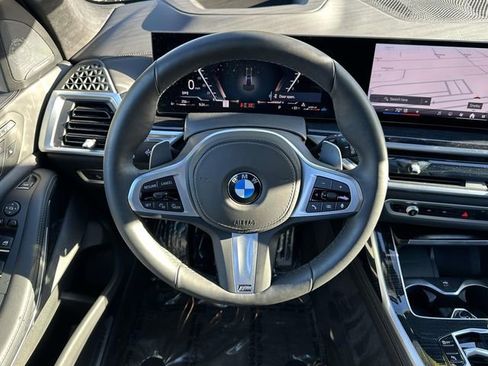 Certified 2026 BMW X7 xDrive40i w/ M Sport Package image 23