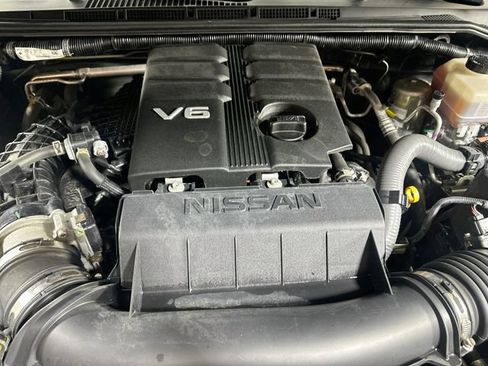Used 2020 Nissan Frontier PRO-4X w/ Pro-4x Utility Package AWD/4WD image 35