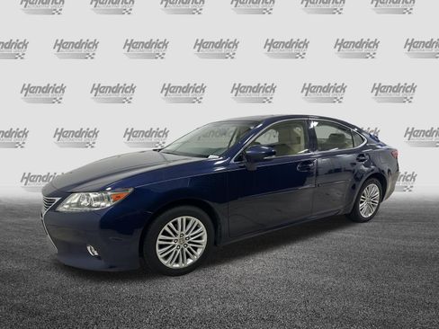 Used 2014 Lexus ES 350 w/ Luxury Package FWD image 5