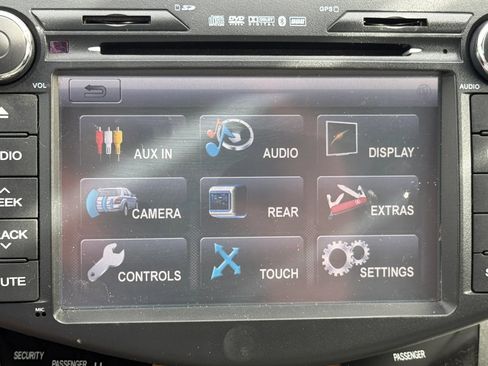 Used 2010 Toyota RAV4 Limited image 19