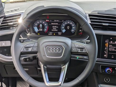 Used 2025 Audi Q3 2.0T Premium w/ Convenience Package image 25