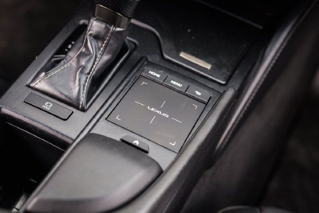 Used 2019 Lexus ES 350 F Sport w/ Accessory Package 2 FWD image 35