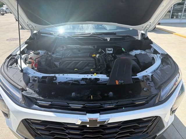 Certified 2024 Chevrolet Trax ACTIV w/ Driver Confidence Package FWD image 9