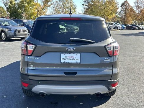 Used 2017 Ford Escape SE image 5