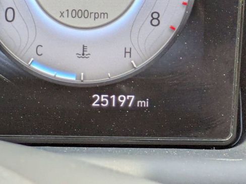 Used 2022 Hyundai Santa Cruz Limited image 32