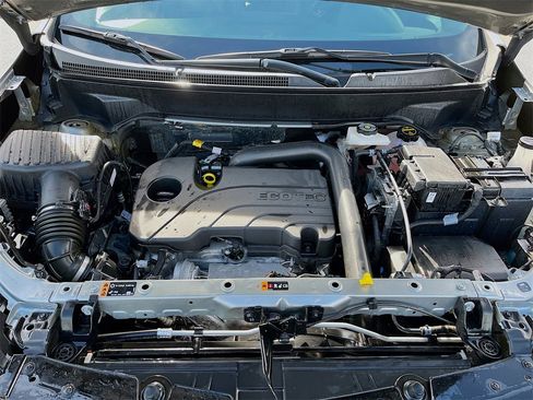 Used 2024 Chevrolet Equinox RS image 28