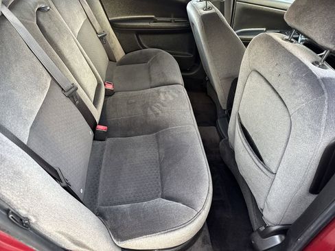 Used 2014 Chevrolet Impala LT w/ LT Sunroof Package image 13