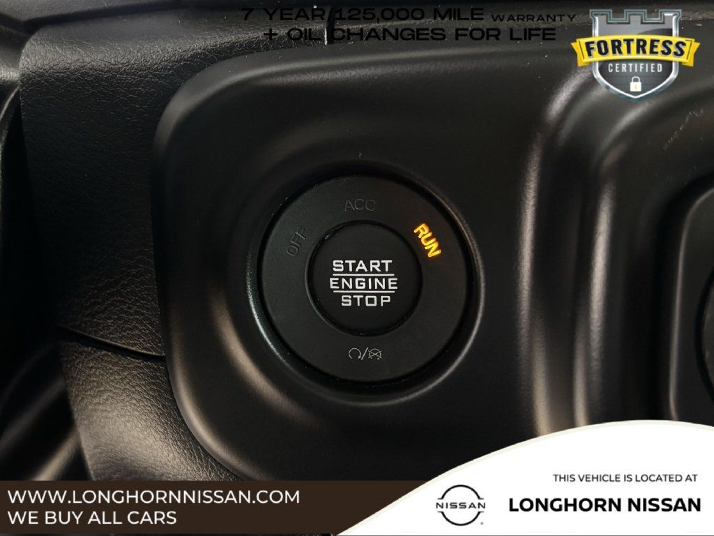 Used 2023 Jeep Wrangler Unlimited Sahara AWD/4WD image 14