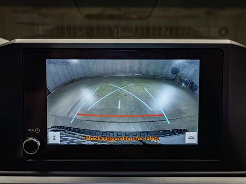 Used 2025 Toyota 4Runner SR5 AWD/4WD image 20