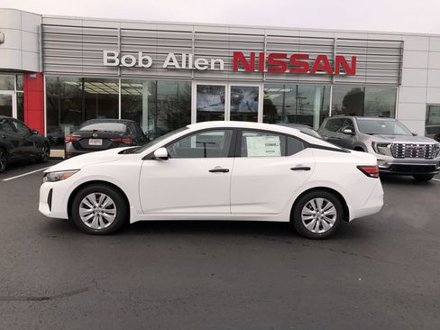 New 2025 Nissan Sentra S image 11